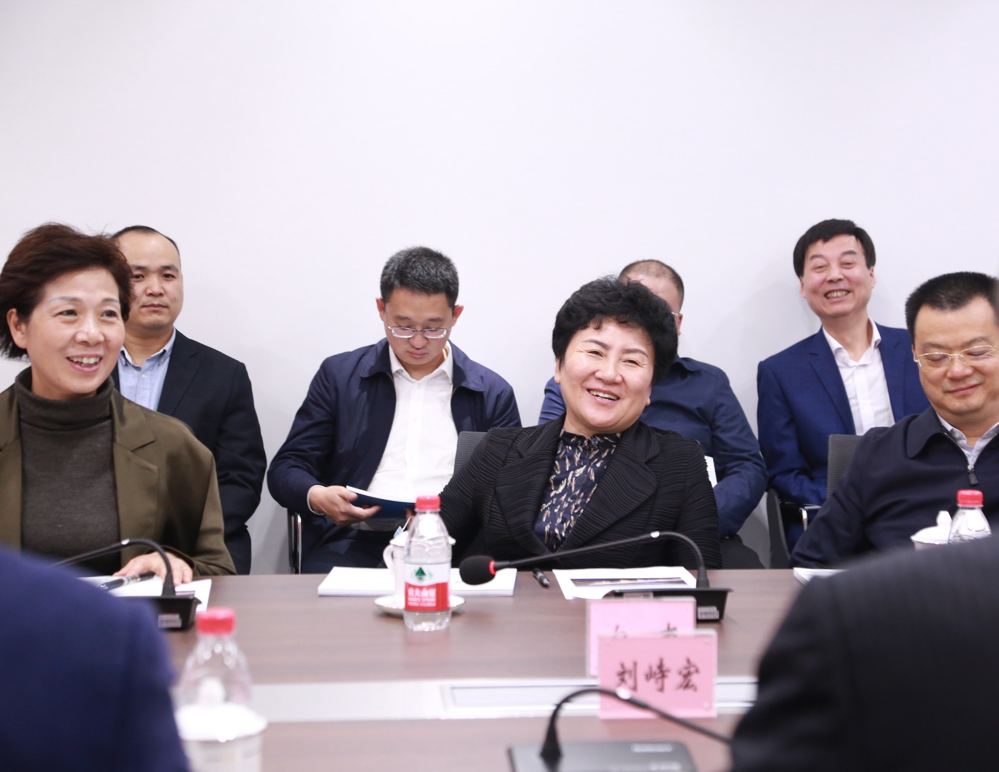 省人大常委會(huì)副主任、達(dá)州市委書記包惠蒞臨公司視察指導(dǎo)