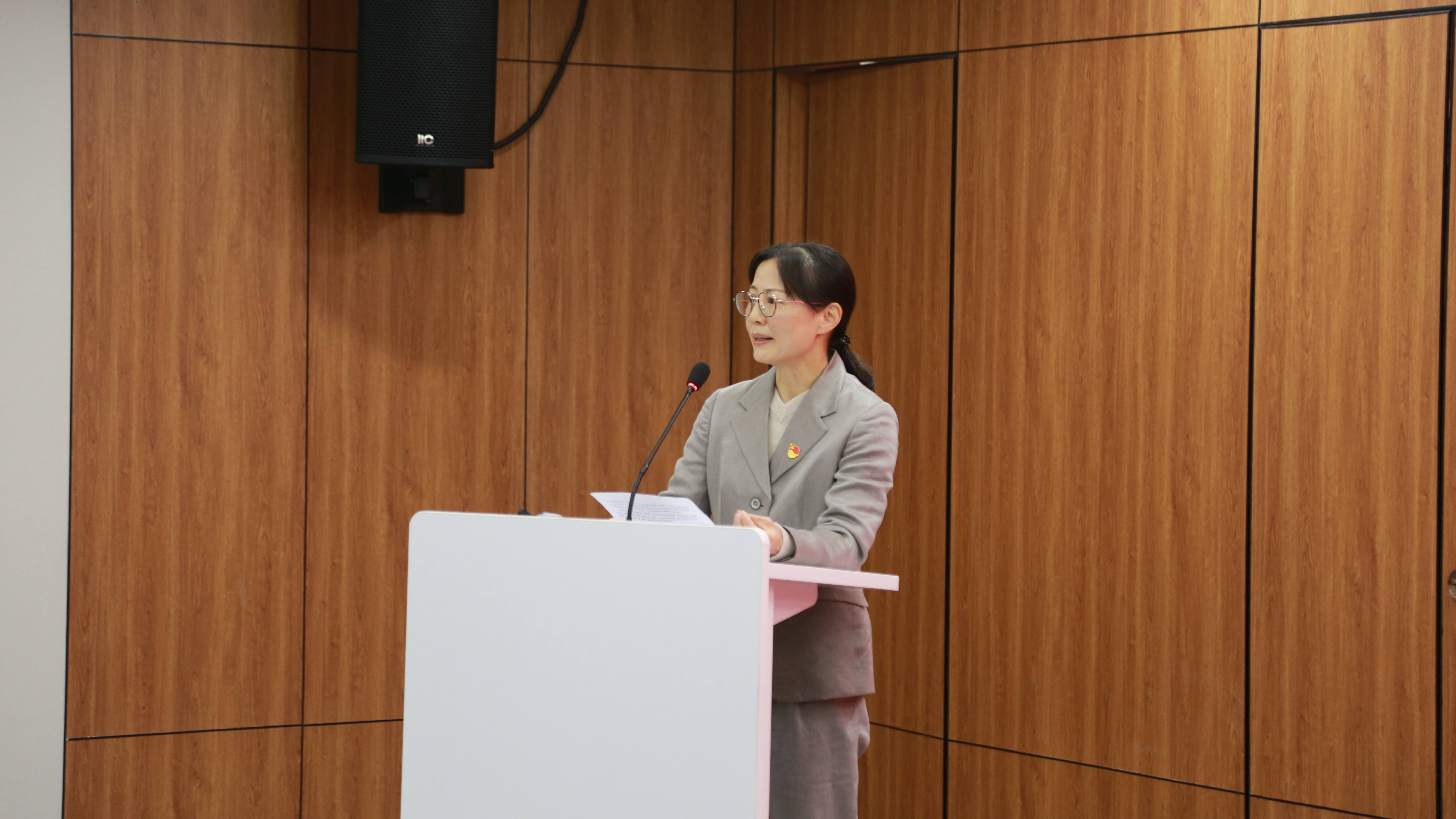 深學(xué)實(shí)干聚合力！成都路橋主題黨日活動(dòng)順利開展