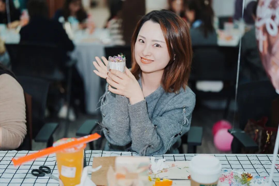 春風(fēng)如你 熠熠芳華∣祝全體女同胞節(jié)日快樂！